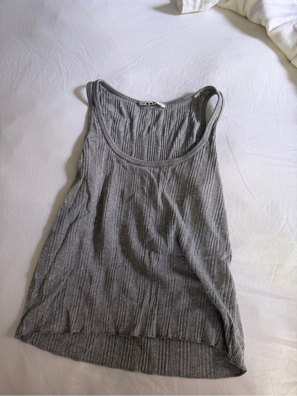 Doen Ribbed Scoop Tank Top - Gray